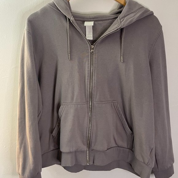 H&M Sweaters - H&M Basic Zip Up Sweater - L